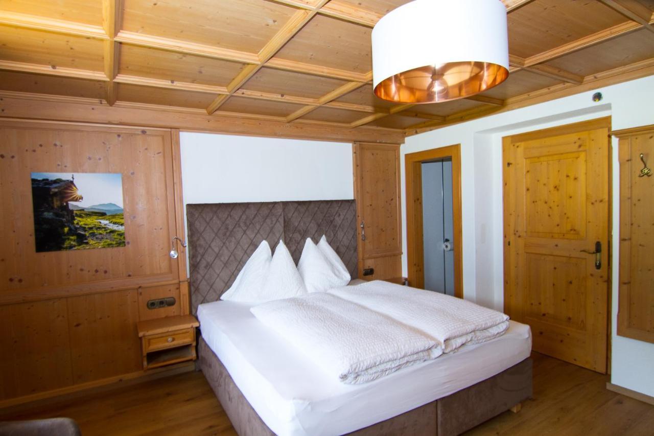Haus Am Sonnenhang Finkenberg Kültér fotó