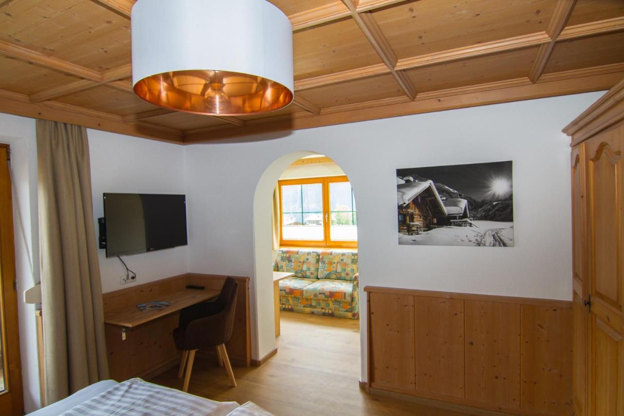 Haus Am Sonnenhang Finkenberg Kültér fotó
