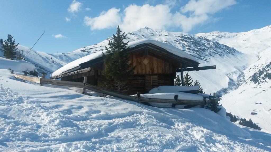 Haus Am Sonnenhang Finkenberg Kültér fotó